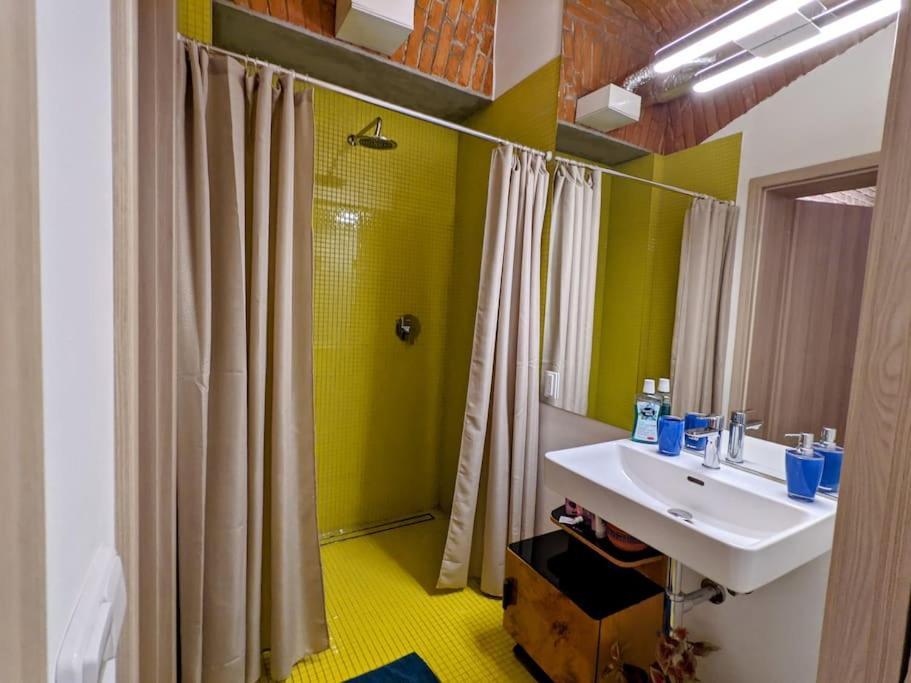 Romantic And Atypical Apartments In Prague'S Montmartre Zewnętrze zdjęcie