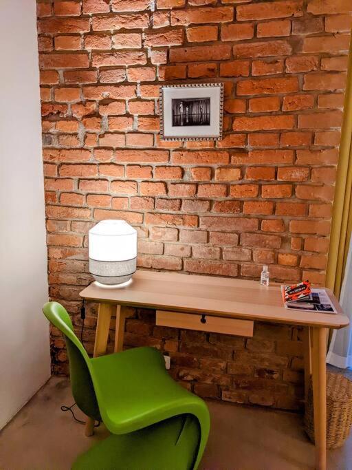 Romantic And Atypical Apartments In Prague'S Montmartre Zewnętrze zdjęcie