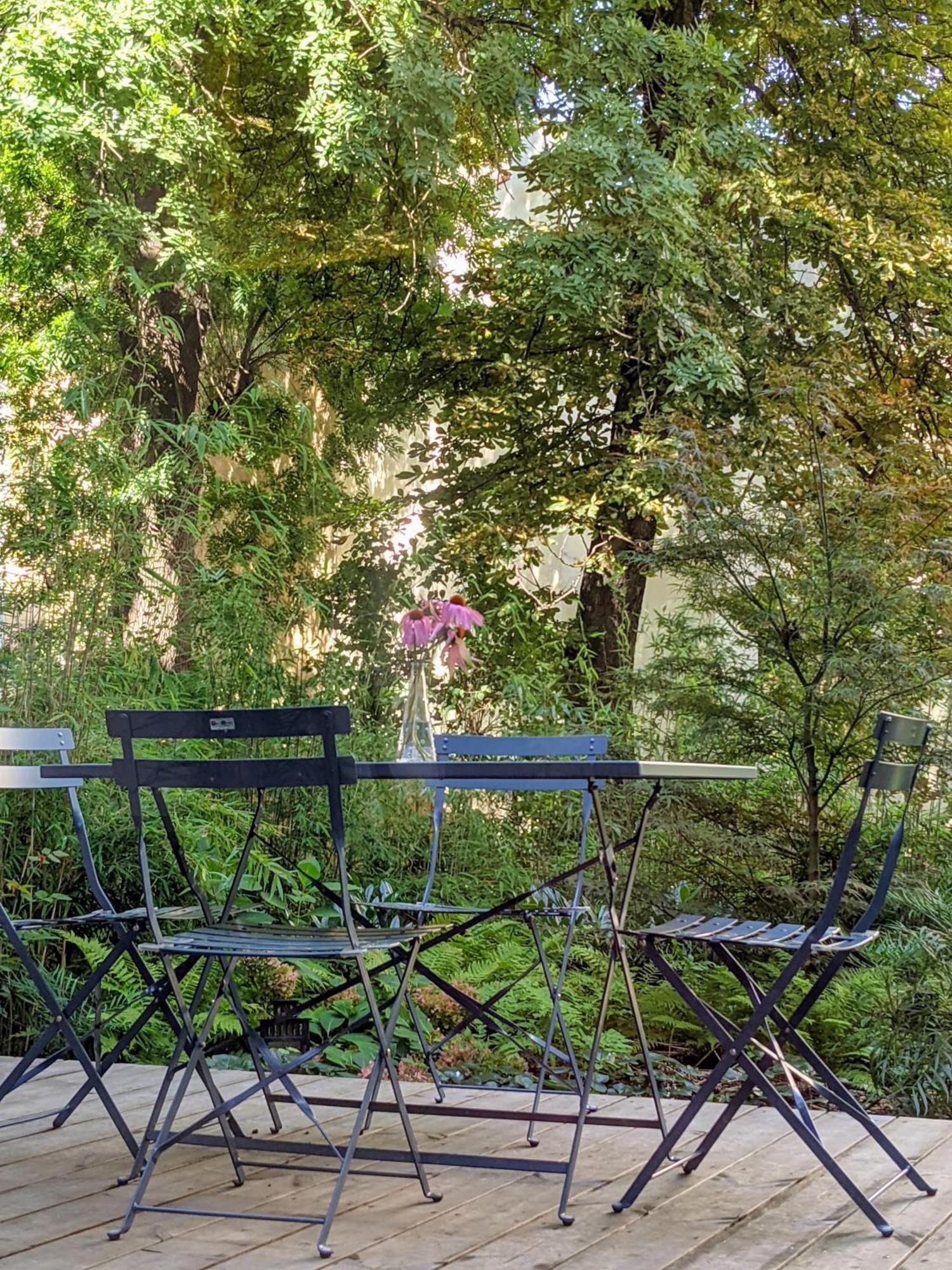 Romantic And Atypical Apartments In Prague'S Montmartre Zewnętrze zdjęcie