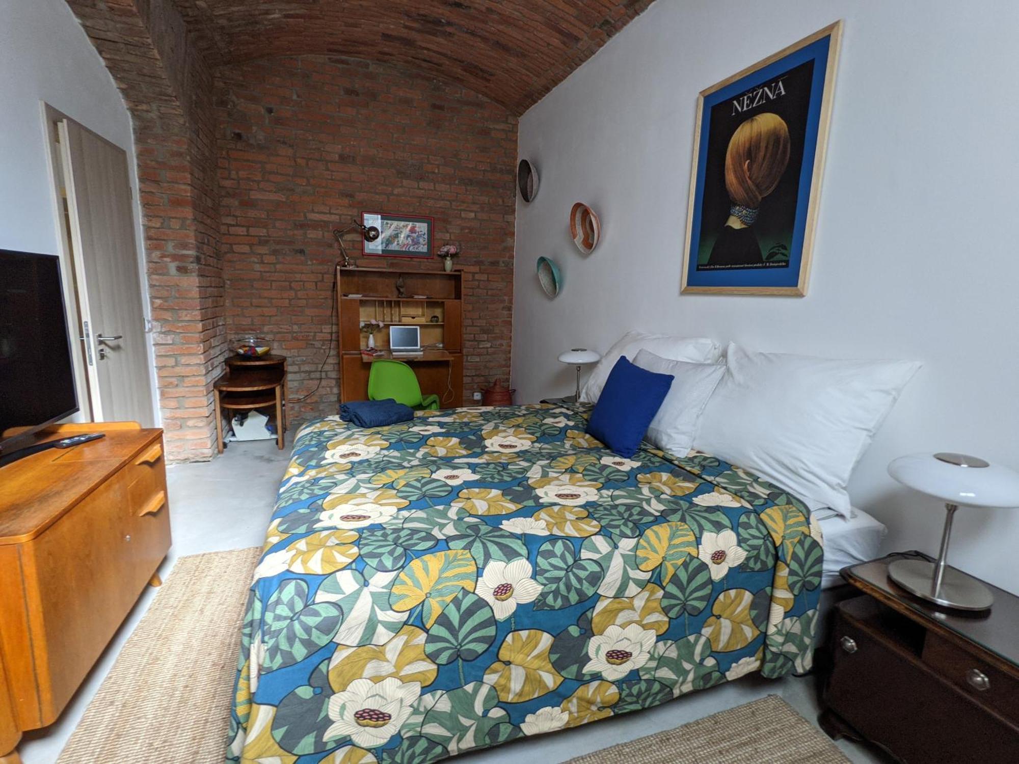 Romantic And Atypical Apartments In Prague'S Montmartre Zewnętrze zdjęcie